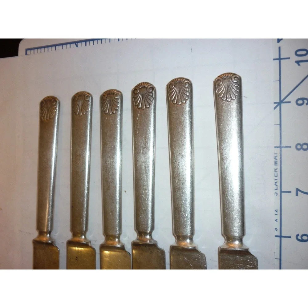 6 Piece Rogers Bros Warranted 12 DWT‎ Knives Set Scroll pattern